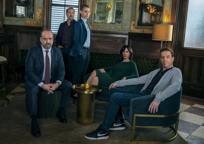 Billions - Season 4 - Werbefoto - Paul Giamatti, David Costabile, Asia Kate Dillon, Maggie Siff, Damian Lewis