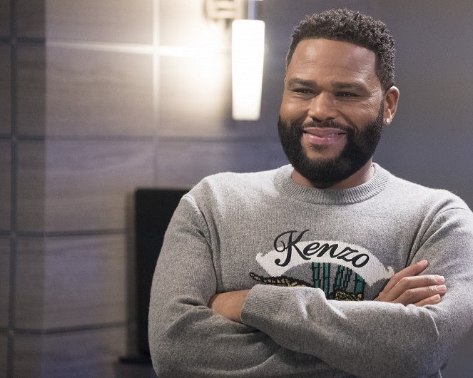 Black-ish - Son of a Pitch - Photos
