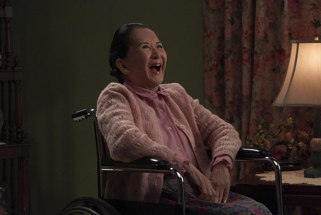 Fresh Off the Boat - Be a Man - Z filmu - Lucille Soong