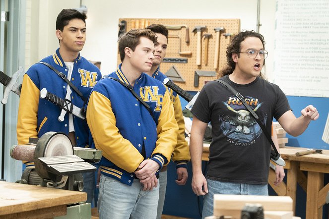 The Goldbergs - Season 6 - There Can Be Only One Highlander Club - Photos - Sean Marquette