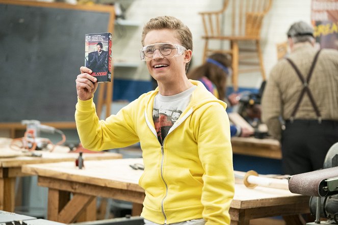 The Goldbergs - Season 6 - There Can Be Only One Highlander Club - Photos - Sean Giambrone