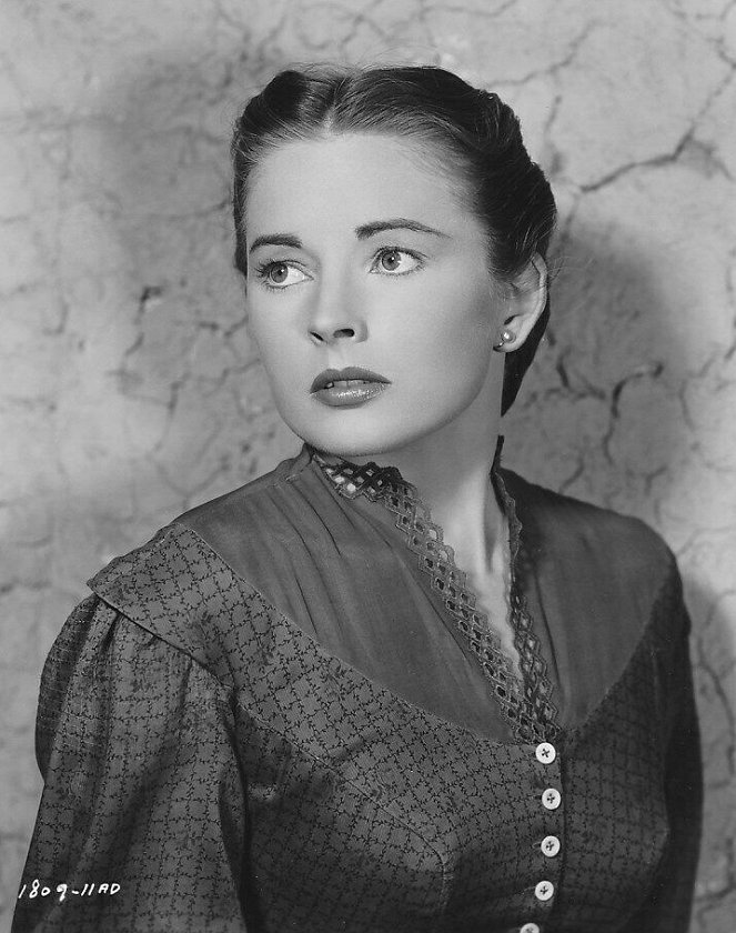 Star in the Dust - Promo - Coleen Gray