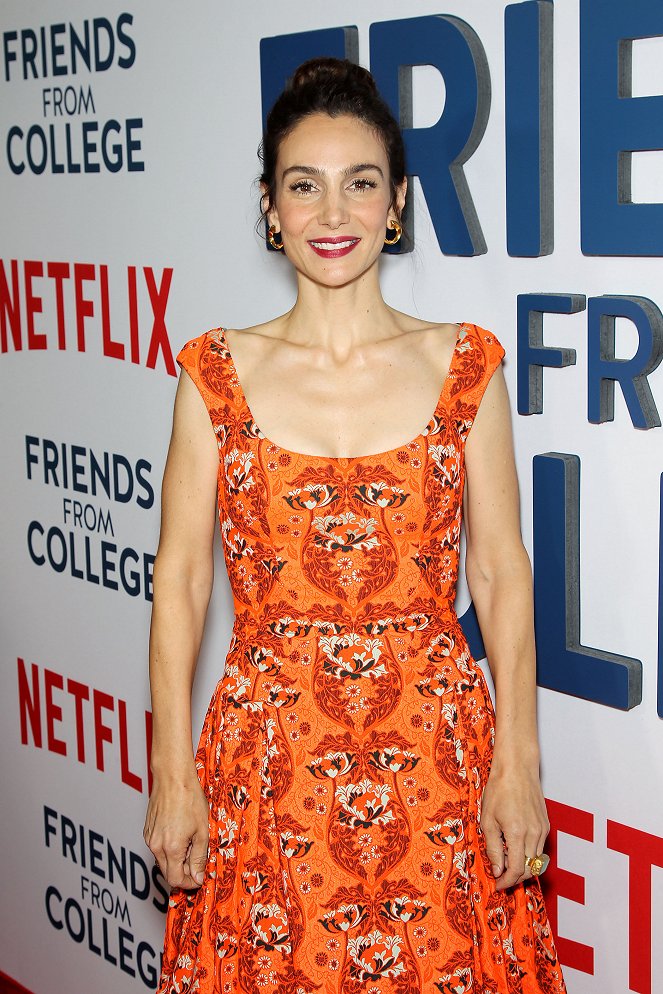 Friends from College - Season 1 - Events - Netflix Original Series "Friends From College" Premiere, held at the AMC Loews 34th Street on Monday, June 26th, 2017, in New York, NY - Annie Parisse