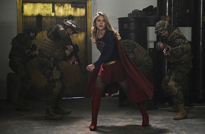 Supergirl - ¿Qué hay de divertido en la verdad, la justicia y el estilo americano? - De la película - Melissa Benoist