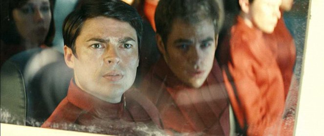 Star Trek - Die Zukunft hat begonnen - Filmfotos - Karl Urban, Chris Pine