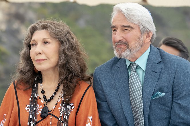 Grace and Frankie - The Wedding - Photos - Lily Tomlin, Sam Waterston