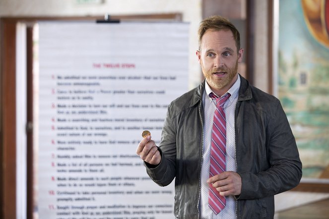 Grace and Frankie - The Labels - Photos - Ethan Embry