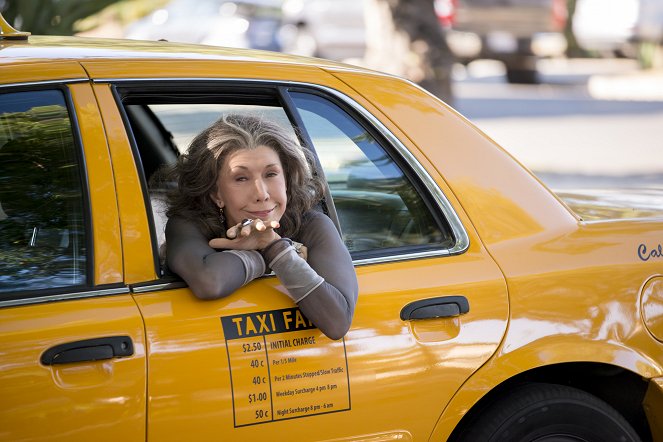 Grace and Frankie - The Musical - Van film - Lily Tomlin