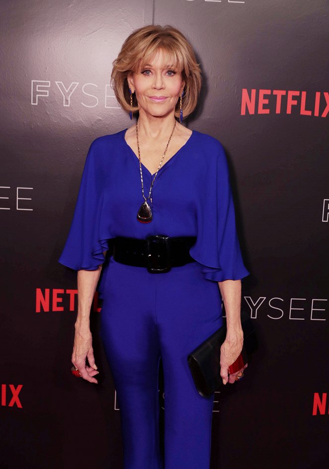 Grace a Frankie - Série 3 - Z akcií - 'Grace and Frankie' panel Q&A at Netflix FYSee exhibit space on Saturday, May 13, 2017, in Los Angeles