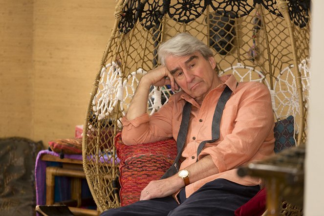 Grace and Frankie - The Boar - Photos - Sam Waterston