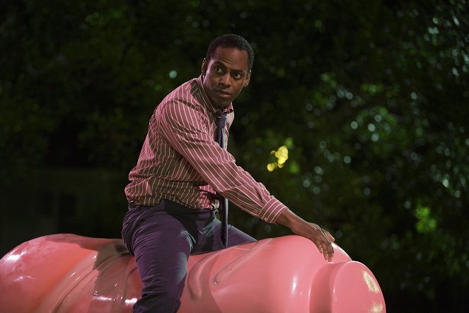 Grace and Frankie - The Bachelor Party - Photos - Baron Vaughn