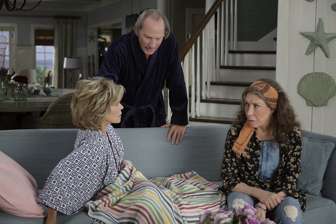 Grace and Frankie - The Vows - Photos - Jane Fonda, Craig T. Nelson, Lily Tomlin