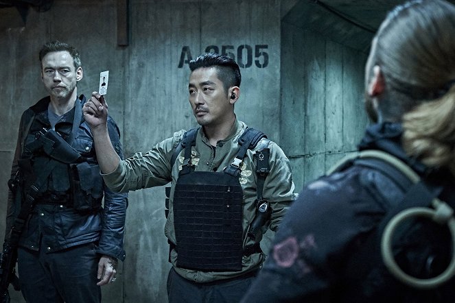 The Attack - Enter the Bunker - Filmfotos - Jung-woo Ha