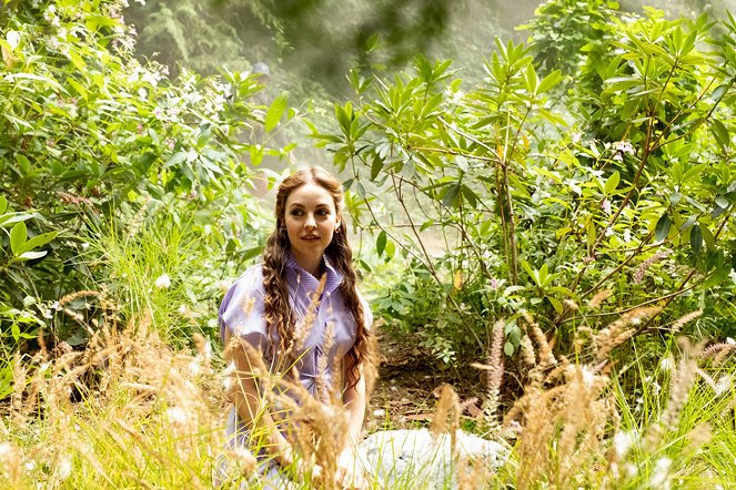 The Magicians - The Side Effect - Photos - Brittany Curran