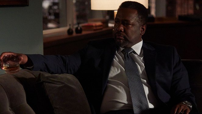 Suits - Motion to Delay - Photos - Wendell Pierce