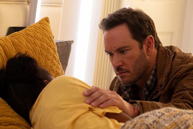 The Passage - You Are Like the Sun - De la película - Mark-Paul Gosselaar