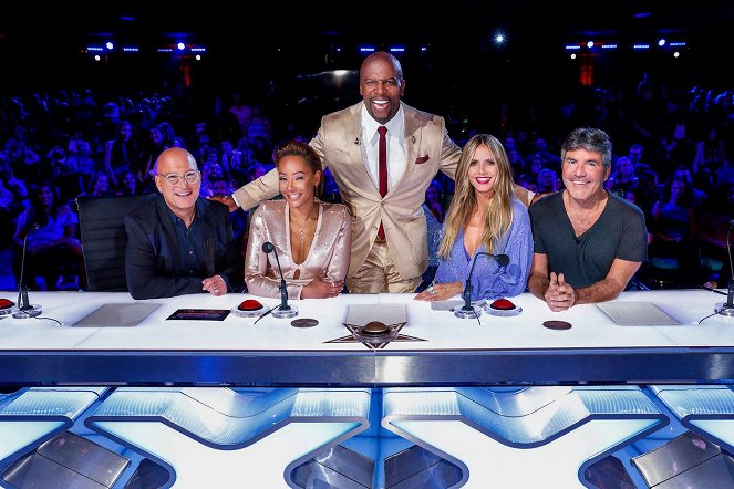 America's Got Talent: The Champions - Z filmu - Howie Mandel, Melanie Brown, Terry Crews, Heidi Klum, Simon Cowell