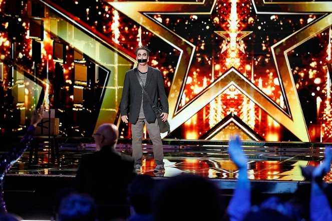 America's Got Talent: The Champions - Z filmu