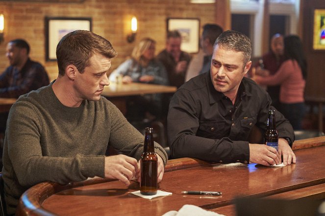 Chicago Fire - Ce que j'ai vu - Film - Jesse Spencer, Taylor Kinney