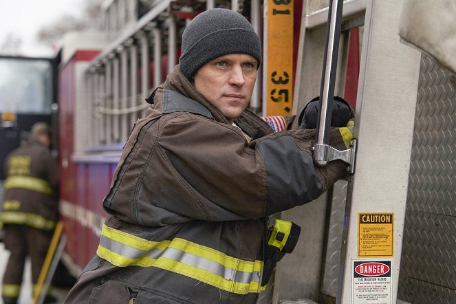 Chicago Fire - Fault in Him - Photos - Jesse Spencer