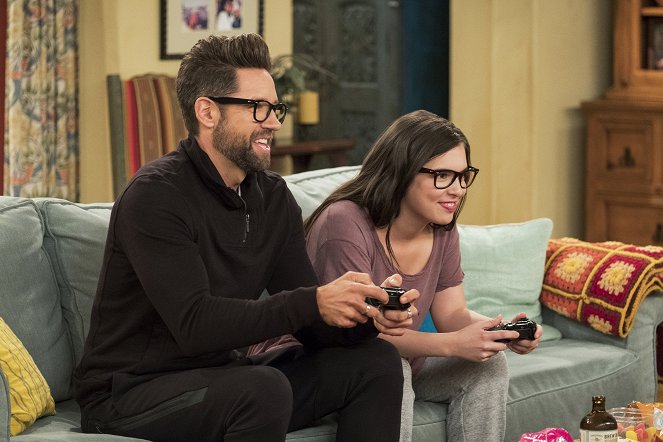 One Day at a Time - Work Hard, Play Hard - Photos - Todd Grinnell, Isabella Gomez