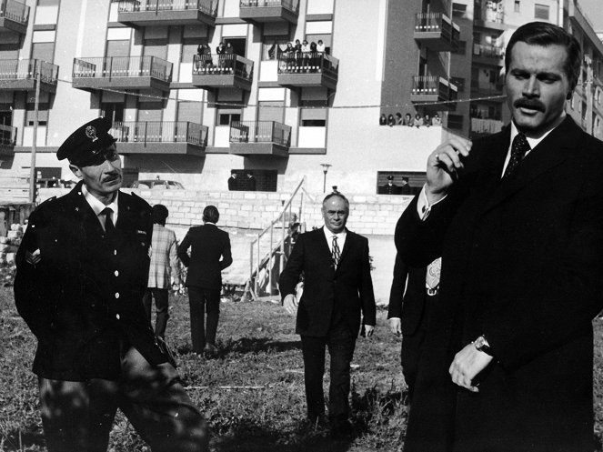 Přiznání policejního komisaře prokurátorovi republiky - Z filmu - Martin Balsam, Franco Nero