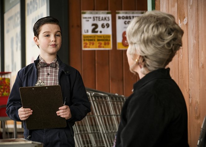 Young Sheldon - A Loaf of Bread and a Grand Old Flag - Kuvat elokuvasta - Iain Armitage