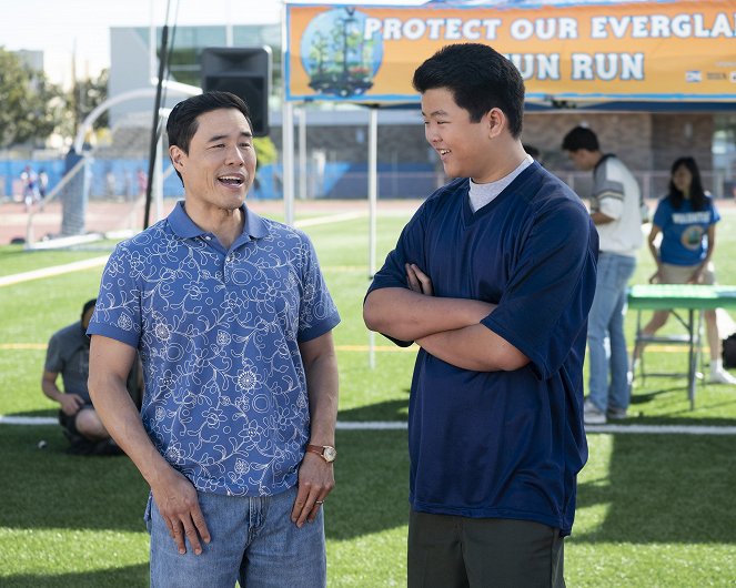 Fresh Off the Boat - Rothaarige Huangs. wir kommen! - Filmfotos - Randall Park, Hudson Yang