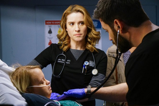 Chicago Med - The Things We Do - Photos - Norma Kuhling