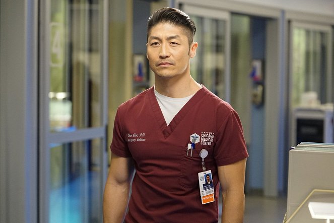 Chicago Med - Season 4 - Ghosts in the Attic - Photos - Brian Tee
