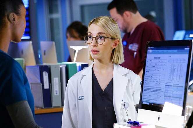 Chicago Med - Can't Unring That Bell - Photos - Molly Bernard