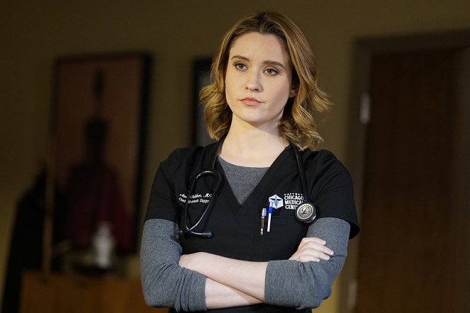 Chicago Med - Old Flames, New Sparks - Photos - Norma Kuhling