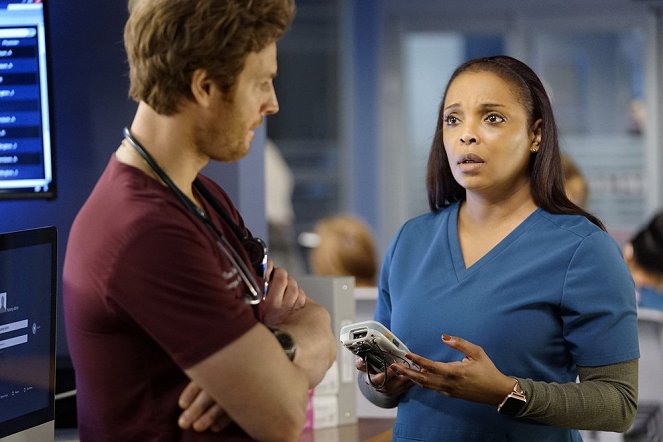 Chicago Med - Old Flames, New Sparks - Photos - Nick Gehlfuss, Marlyne Barrett