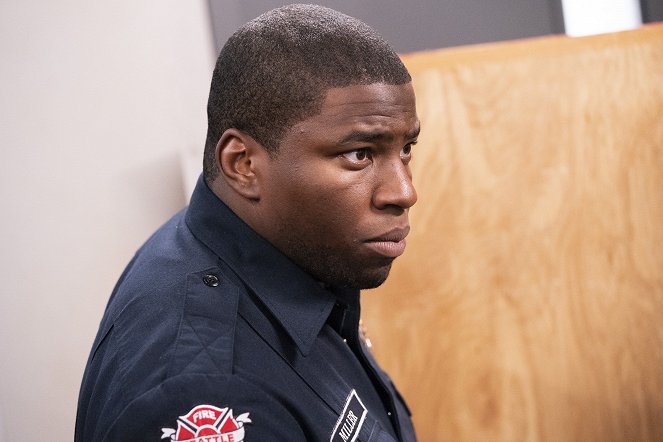 Station 19 - Season 2 - Crash and Burn - Photos - Okieriete Onaodowan