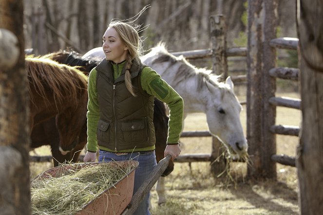 Heartland - Paradies für Pferde - Im zweiten Anlauf - Filmfotos - Amber Marshall