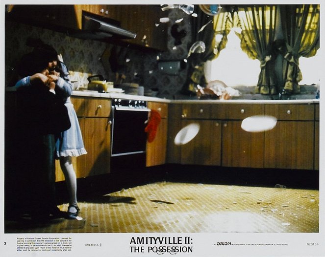 Amityville II - A Posse - Cartões lobby