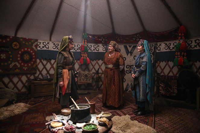 Diriliş: Ertuğrul - Season 5 - Episode 1 - Kuvat elokuvasta