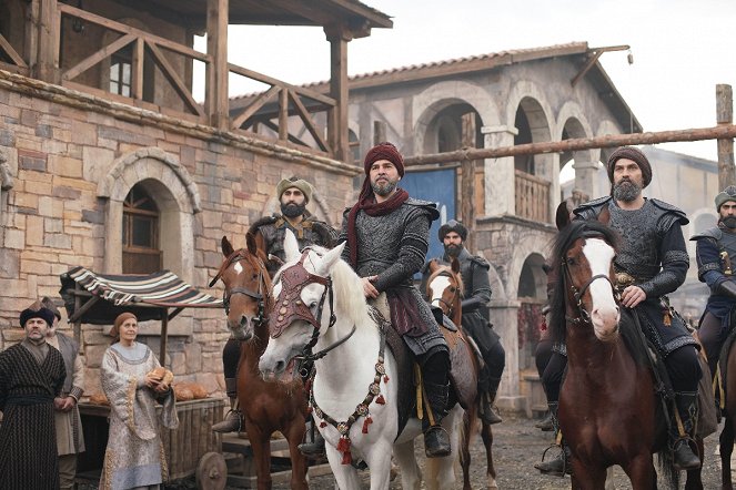 Diriliş: Ertuğrul - Season 5 - Episode 5 - De la película