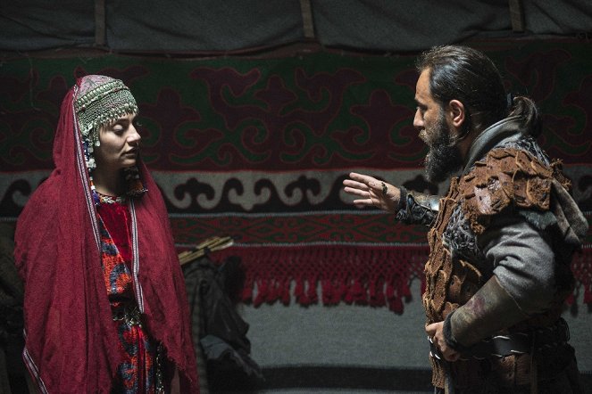 Resurrection: Ertugrul - Milletin Dirilişi, Kısım 1 - Photos - Hande Subaşı, Kaan Taşaner