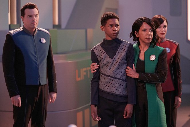 The Orville - Identity, Part 2 - Film - Seth MacFarlane, Penny Johnson Jerald