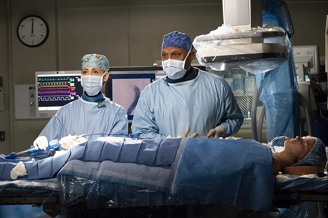 Grey's Anatomy - Die jungen Ärzte - Überdosis - Filmfotos - Kim Raver, James Pickens Jr., Peyton Kennedy