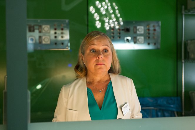 Dr. Klein - Season 5 - Totalschaden - De la película