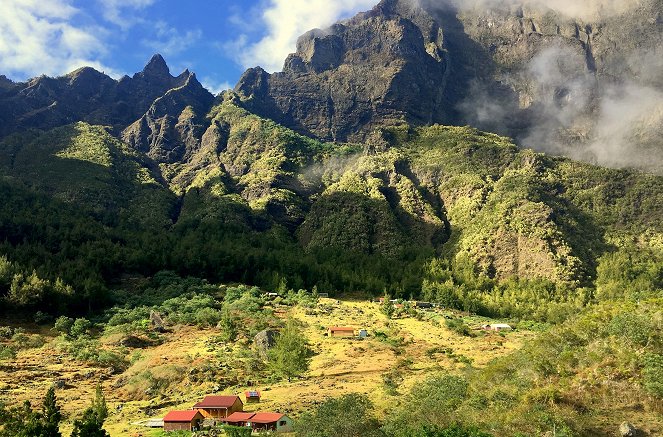 Des volcans et des hommes - La Réunion : Au cœur des volcans - Van film
