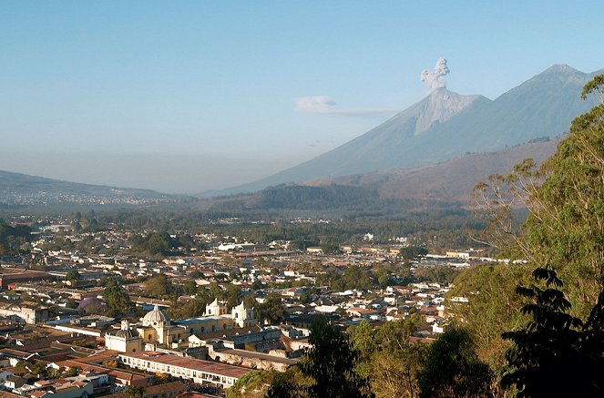 Des volcans et des hommes - Guatemala : Des volcans en terre maya - Van film
