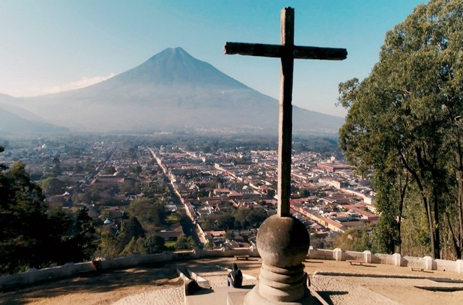 Des volcans et des hommes - Guatemala : Des volcans en terre maya - Van film