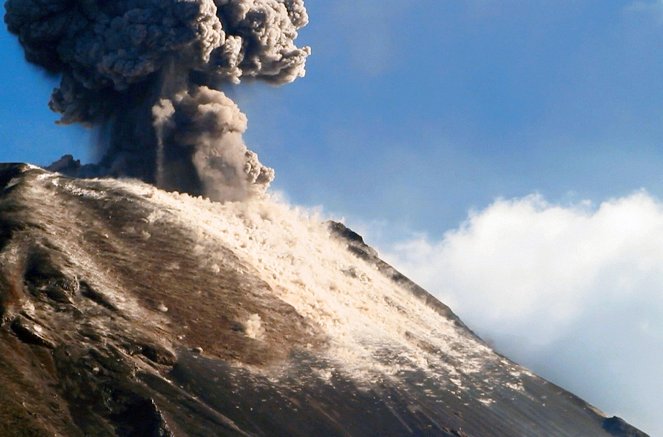 Des volcans et des hommes - Équateur : Les irréductibles du Tungurahua - Van film