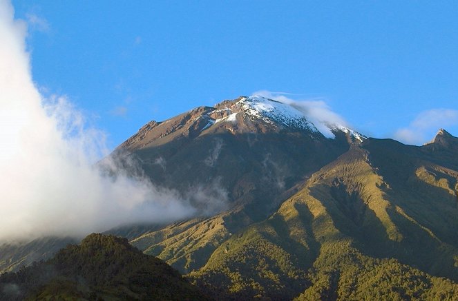 Des volcans et des hommes - Équateur : Les irréductibles du Tungurahua - Van film