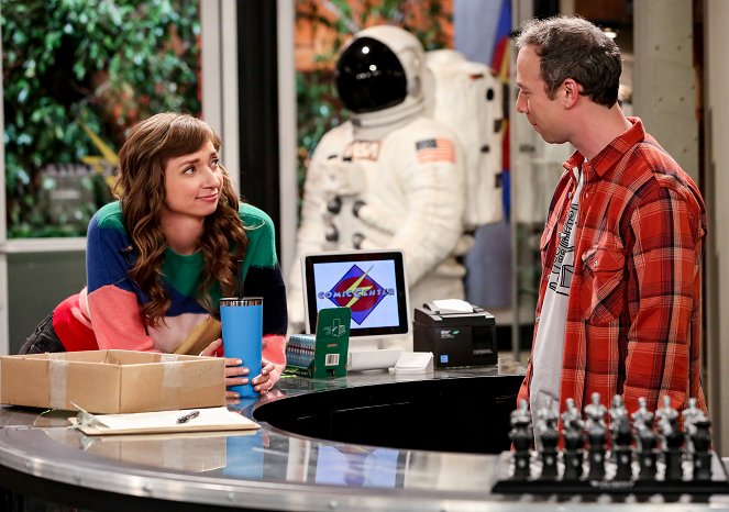 The Big Bang Theory - The Paintball Scattering - Photos - Lauren Lapkus, Kevin Sussman