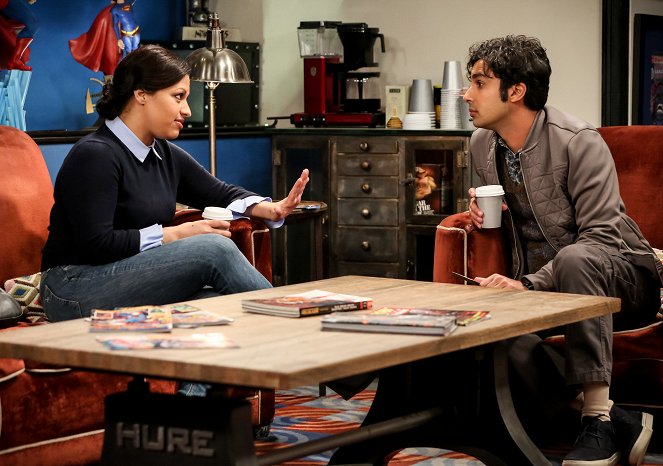 The Big Bang Theory - Die Paintball-Partnerkrisen - Filmfotos - Rati Gupta, Kunal Nayyar