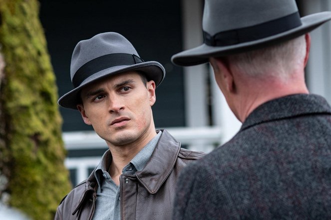 Project Blue Book - The Scoutmaster - Filmfotos - Michael Malarkey